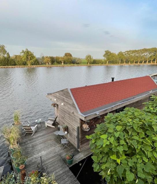 אלפן אן דן ריין Aangenaam Op De Rijn, Woonboot, Inclusief Prive Sauna מראה חיצוני תמונה